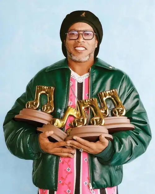 特别是他们 特别是他们