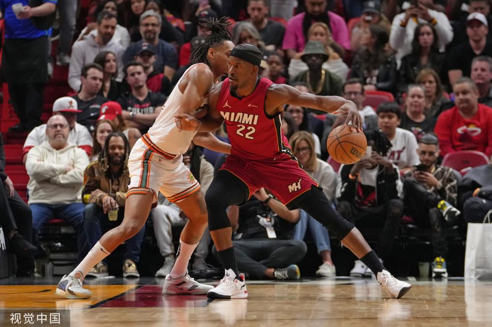 竞争中保持 竞争中保持